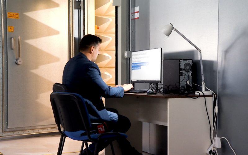 Experiment Observator. Cât de uşor pot fura datele hackerii care folosesc unde electromagnetice